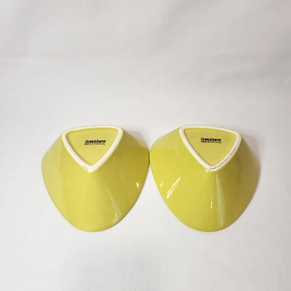 Set of 2 Crate & Barrel Triangle Cereal Soup Bowls Ceramic Yellow Green Portugal